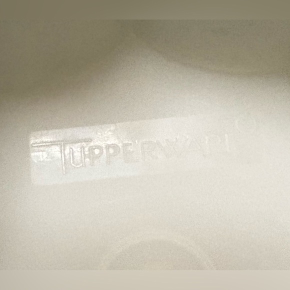 Vintage Tupperware Fluted 9" Jello Mold Ice Ring 3 Piece Aqua Blue - Picture 6 of 6